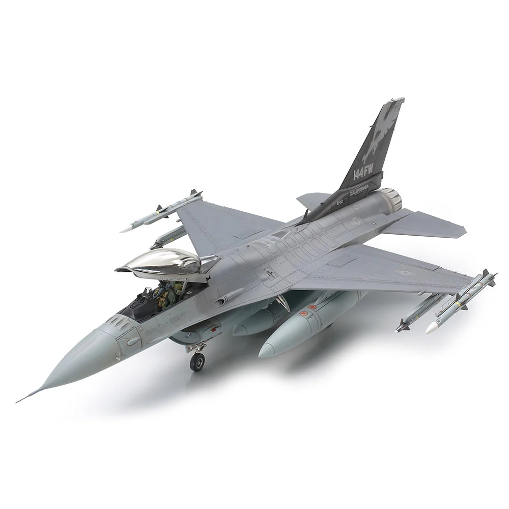 TAMIYA 1/48 LOCKHEED MARTIN F-16C (BLOCK 25/32) FIGHTING FALCON ANG - Image 2