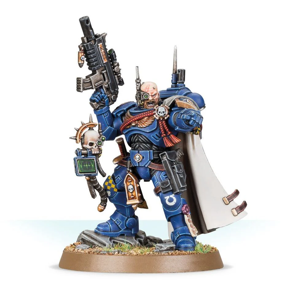 Warhammer 40,000: Space Marines Captain in Phobos Armour 2020 - Image 2